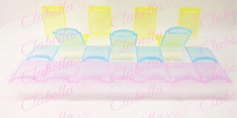 Estuche blando de 21.5x12x2cm con 21 divisones de 4x3cm y tapa individual por pieza (21 divisiones) (PB)