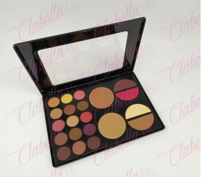 Sombras para ojos con rubor y polvo  paleta aprox de 17x23.2cm con 19 tonos de 2.5x2.5cm y 2 tonos de 6x6cm por pieza